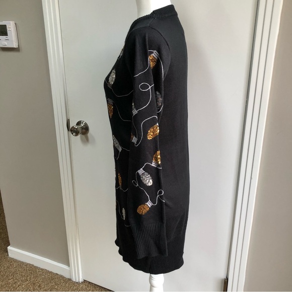 Tipsy Elves black knit silver and gold string lights size M NWT shimmer shine - Picture 7 of 15